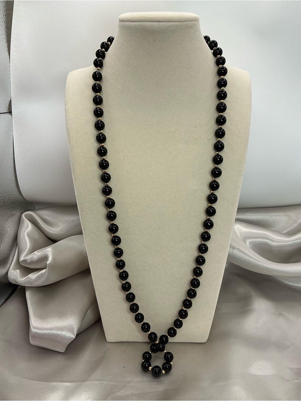 ✨ Gorgeous Vintage 14K Gold & Genuine Black Onyx Statement Strand ✨